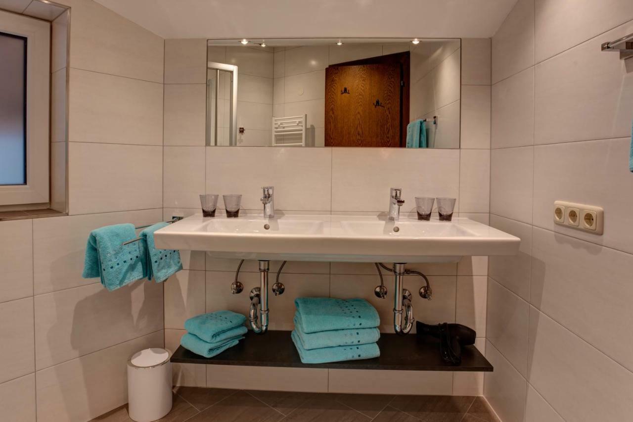 Appartement Habicher เพทท์นอย อัม อาร์ลแบร์ก ภายนอก รูปภาพ
